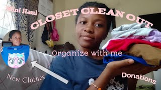 Closet Clean Out Organize with me Donations 😀👚Mini Haul ❤️ [upl. by Ysdnil]