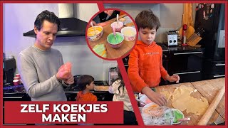 ZELF KOEKJES MAKEN  1944 [upl. by Ycats]