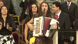 Cantora Alice Maciel canta O TODO PODEROSO   avivamento poder santidade [upl. by Litman]