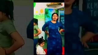 Kamariya Dole Raja Ji l Dance l Bhojpuri l shortsshorts feedviral dance mammaondutytrending [upl. by Stanfield]