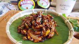 Awesome Marmite Crispy Baby Squid 妈蜜香脆小苏东 [upl. by Desdee]