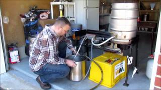 How to use a plate chiller for Home Brew [upl. by Wolenik]