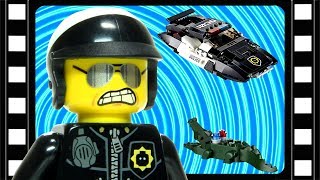 Animated LEGO Movie Bad Cops Pursuit 70802 Flash Speed Build  BrickQueen [upl. by Nilyaj]