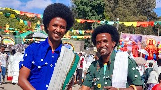 እንዳው ክምብል ደፋ ይላል ጎፈሬው Rimix of zinet muhaba by tiruwork ayele [upl. by Anehsat442]