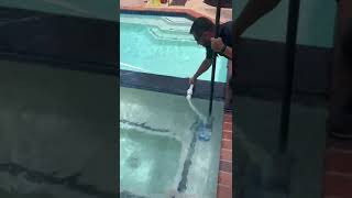 Using a pool vacuum hose to vacuum a spa attached to pool [upl. by Moretta772]