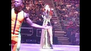 Jolin Tsai 蔡依林 PLAY World Tour 2015  Singapore Jolin introducing her dancers [upl. by Ellenohs]