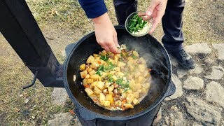 ЖАРКОЕ С КУРИНЫМИ СЕРДЕЧКАМИ В КАЗАНЕ НА КОСТРЕ [upl. by Gerianne]