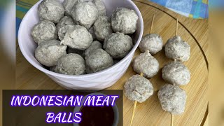 Meat Balls Recipe  How to make Bakso  Indonesian beef Meat Balls  Cuisine With Narmeen [upl. by Yendys]