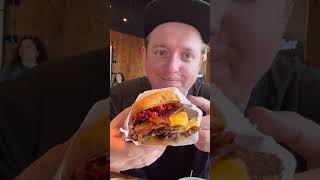 Shake shack review food fastfood review shakeshack comida orlando dicasdeviagem viagem [upl. by Zeena]