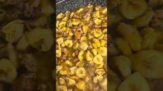 Cappelletti con zuccasalsiccia e ondata di parmigiano reggianofoodshorts cucinareconamore live [upl. by Almeda]