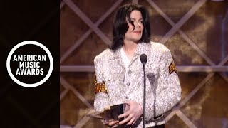 Michael Jackson Receives Artist of the Century Award I AMAs 2002 [upl. by Leonora]