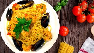 Spaghetti ai gamberi e cozze 🇮🇹 ricetta semplificata Pronti in 5 minuti scoglio [upl. by Ingham133]