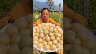 Eating garlic so fresh with rural farming life reels 2024 satisfying garlic [upl. by Aridan]