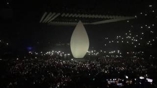 Drake previews new song in Amsterdam BMWT [upl. by Buderus949]