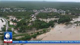 Rebasa el rio el borde del puente de San Jerónimo [upl. by Neelyhtak]