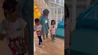 TAMAN BERMAIN ANAKANAK DI PLAYTOPIA  INDOOR PLAYGROUND ANAKANAK  HIBURAN UNTUK ANAKANAK shorts [upl. by Novello478]