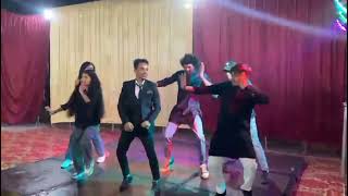 Badtameez Dil song dance video popular song dance video shaadi dance video llike coment subscribe [upl. by Salazar]