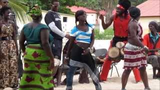 Gambia  1 Man 4 Drums  known Gambian band Kotu Beach gambia girls [upl. by Eyma]