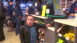 Warwick Davis in life´s too short Very funny scene 1 [upl. by Neraa]