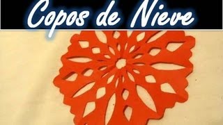 Cómo hacer Copos de nieve de papel Snow Flakes Decoracion Navideña [upl. by Chiles262]