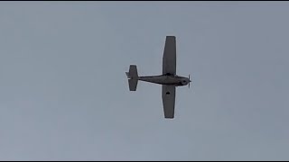 Cessna 172S Skyhawk SP  Plane Spotter Aviation Small Single Engine Aircraft [upl. by Ednutey]