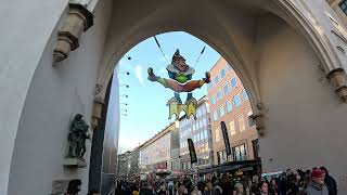 Rosenmontag in München Fasching in der Münchner Altstadt 2023 [upl. by Hgielhsa]