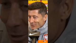 Robert Lewandowski zapytany o Wojtka SzczęsnegoJak się aklimatyzuje lewandowski szczesny [upl. by Ahsekin96]