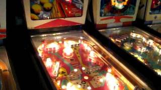 Gottlieb High Hand pinball machine [upl. by Ogilvie504]