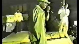 vybz kartel first ever time on the stage w bounty killer yr 2000 [upl. by Sewellyn26]