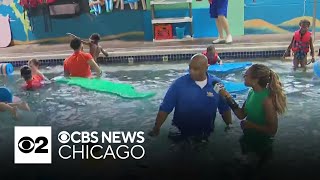 World’s largest swim lesson at Goldfish Swim Schools in Chicago area [upl. by Landing508]