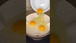 Egg How to make eggs with cheddar cheese and tomatoes for breakfast🍳 [upl. by Waddle]