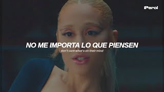 Ariana Grande  yes and Español  Lyrics  video musical [upl. by Auhsoj430]