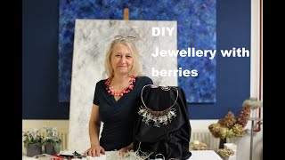 diezürcherin Jewellery with autumn berries diy decoration floristry floraldesign english [upl. by Leena]