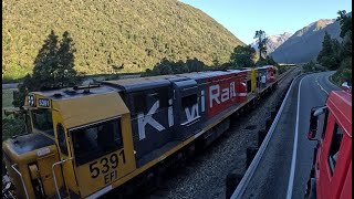 Pacing the TranzAlpine near Otira [upl. by Yung98]