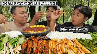 GENJER DAUR ULANG  MUKBANG TONGKOL BALADO  POHON PISANG PANGGANG  LALAPAN MENTAH Nikmat [upl. by Sabas]