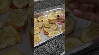 COMO FAZER TORRADAS COM PÃO VELHO [upl. by Vivie]