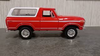 Motormax 1978 Ford Bronco 124 Scale Review [upl. by Ifen]