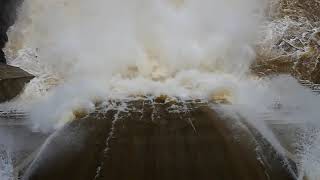 Hinze Dam Stepped Spillway Operation in January 2013 [upl. by Hurlbut]