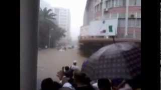 Floods in Mauritius  Inondations a Lile Maurice 30 March 2013 [upl. by Jacki]