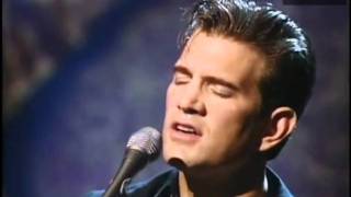 Chris Isaak  Wicked Game  Legenda BR [upl. by Yonatan]