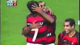 Flamengo 4 X 0 Goiás  Brasileiro 2004 [upl. by Naraa]