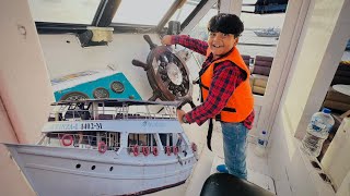 Ali ny world biggest cruse ship 🛳️ chalai 😱  Ali Captain ban gaya 😳 fishing in middle of see 😱 [upl. by Layton930]