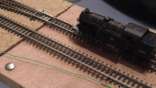 Building a OO Gauge Model Railway  Minories Part 22  Baseboard Track and Testing [upl. by Annahs]