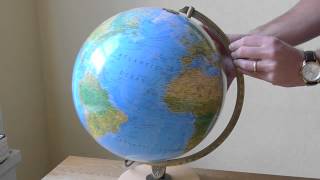 How to change a lightbulb in an Insight Guides Globe [upl. by Bergh]