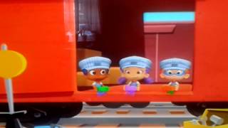 Bubble Guppies UK Trackeroni and Cheese [upl. by Annaehr]