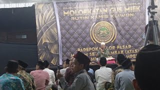 Moloekatan Gus Miek Kamis Kliwon di Makam Mbah ihsan Jampes [upl. by Inafetse840]