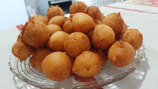 Como fazer bolinho de Chuva simples e sequinho  Bolinho de chuva sequinho [upl. by Asenej]