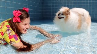 MILENINHA E O FANTÁSTICO BANHO DA BELINHA NA PISCINA 🐶 Brincando na Piscina com meu Cãozinho [upl. by Ennyleuqcaj]