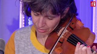 La violinista Amandine Beyer live en RFI [upl. by Roz]