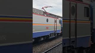 Generalul la datorie amp R 9003 București NCraiova locomotive cfr train craiova bucuresti [upl. by Ardnaed]